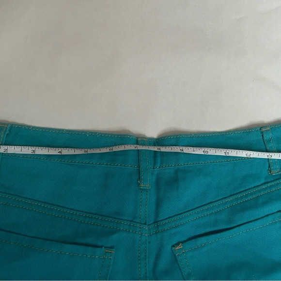 Forever 21 Shorts Women's size US28  Denim Bright blue Mini  Short NWOT - Picture 3 of 6